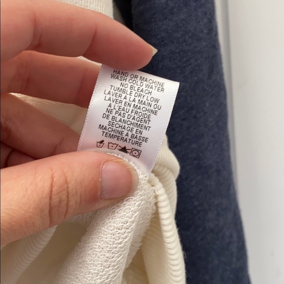 WILDFOX Fiona Passion Chevron Pullover Shirt Med - Picture 6 of 7